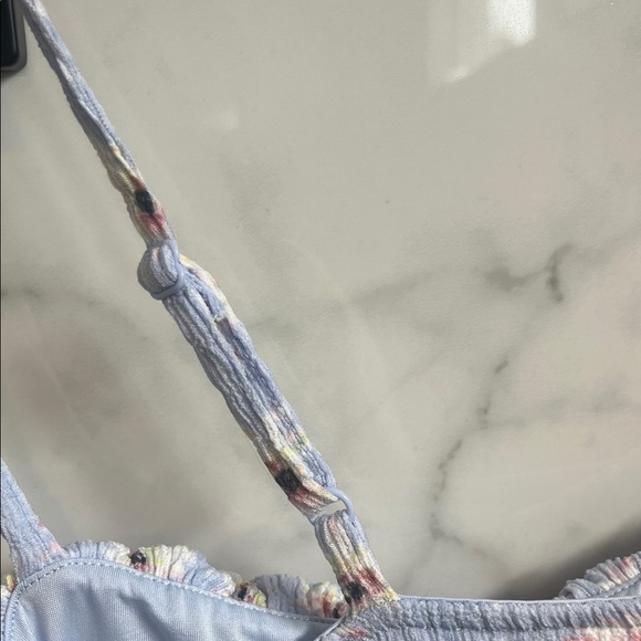 H&M Divided Light Blue Textured Top - Picture 4 of 4